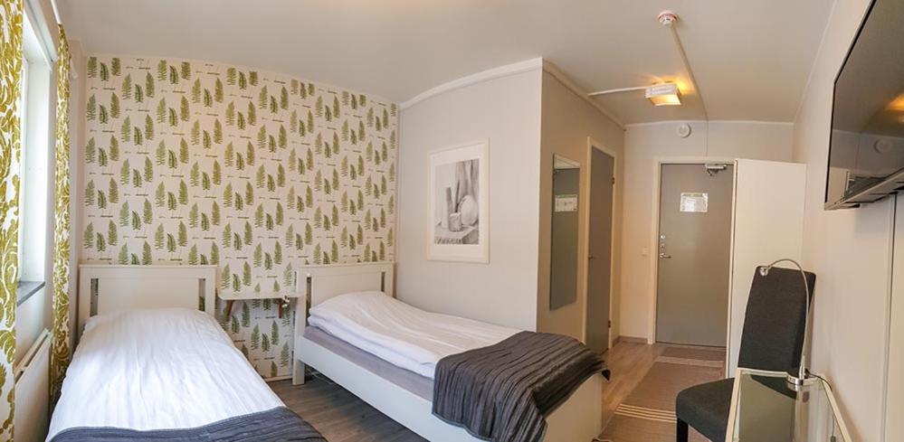 Svefi Vandrarhem - Hostel ฮาปารันดา ภายนอก รูปภาพ