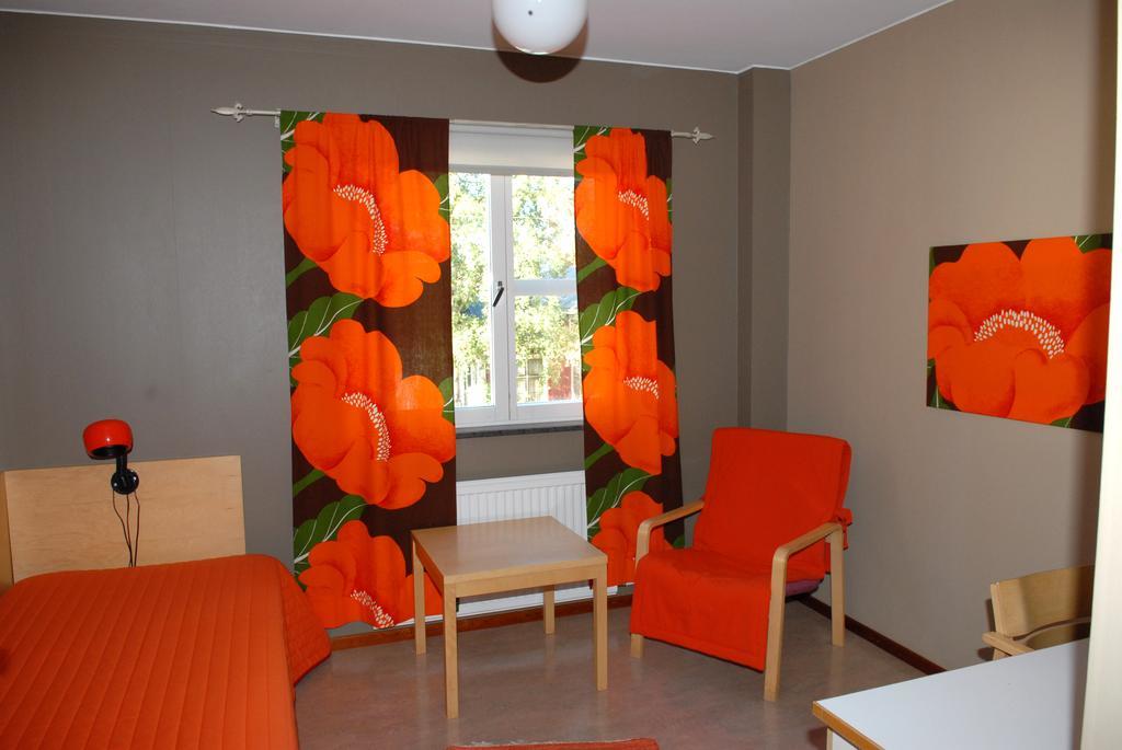 Svefi Vandrarhem - Hostel ฮาปารันดา ภายนอก รูปภาพ