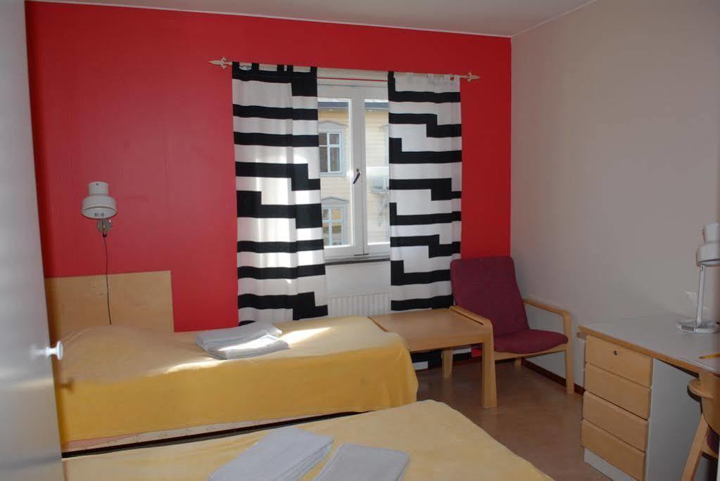 Svefi Vandrarhem - Hostel ฮาปารันดา ภายนอก รูปภาพ